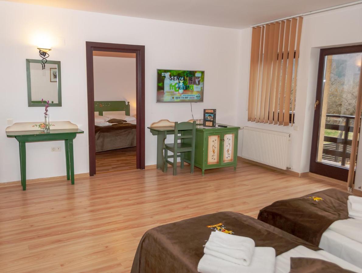 Prolex Turism Srl Hotel Bran  Exterior photo